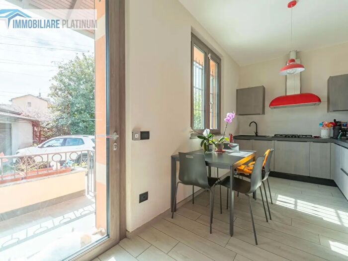 Case in Vendita e in Affitto - 3