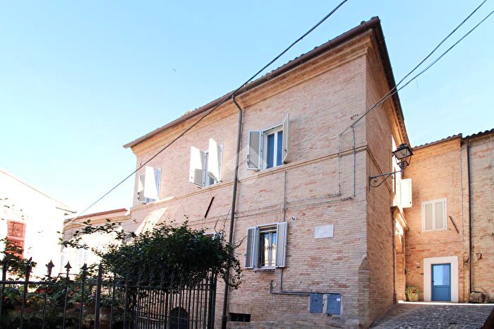 Appartamento trilocale in vendita in Via Bergamasca, Fermo