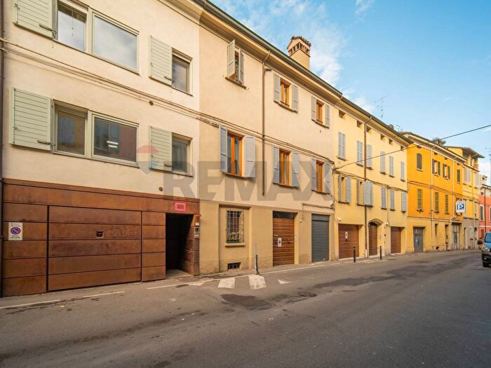 Appartamento bilocale in affitto in Centro Storico, Reggio Emilia