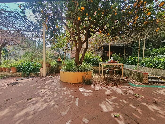 Appartamento trilocale in vendita in Via Calata San Vito, Salerno