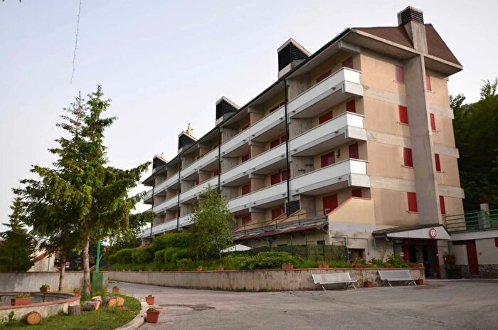 Appartamento trilocale in affitto in Via Arano, Ovindoli