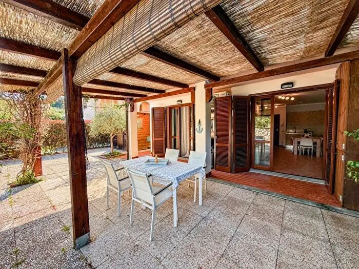 Appartamento bilocale in vendita in Porto Azzurro