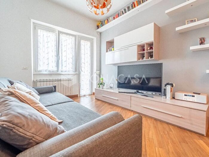 Appartamento trilocale in vendita in Via IV Novembre, Ciampino