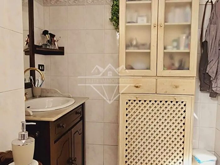 Appartamento quadrilocale in vendita in Carrara