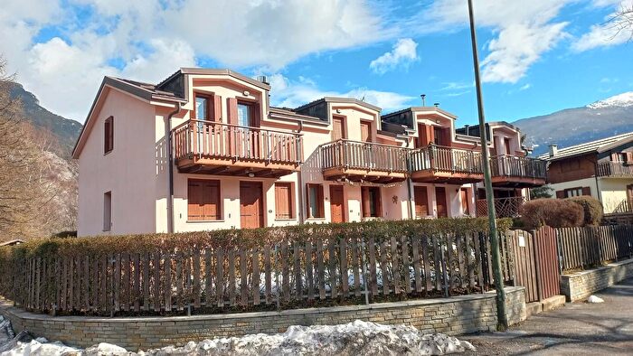 Appartamento bilocale in vendita in Via Giovanni XXIII, Oulx