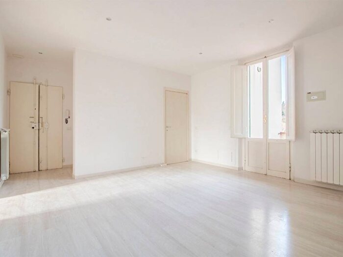 Appartamento con 5 locali in affitto in Via Vittorio Emanuele II, Bolognese, Firenze