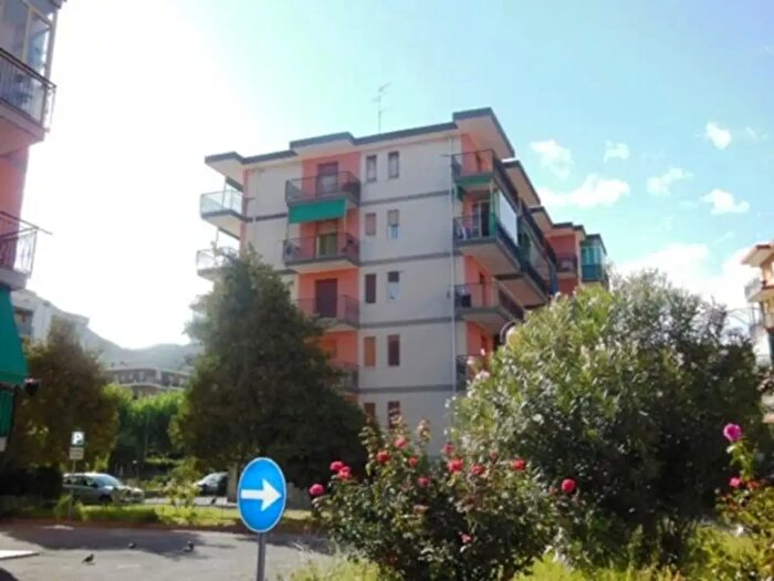 Appartamento bilocale in vendita in Via Milano, Borghetto Santo Spirito