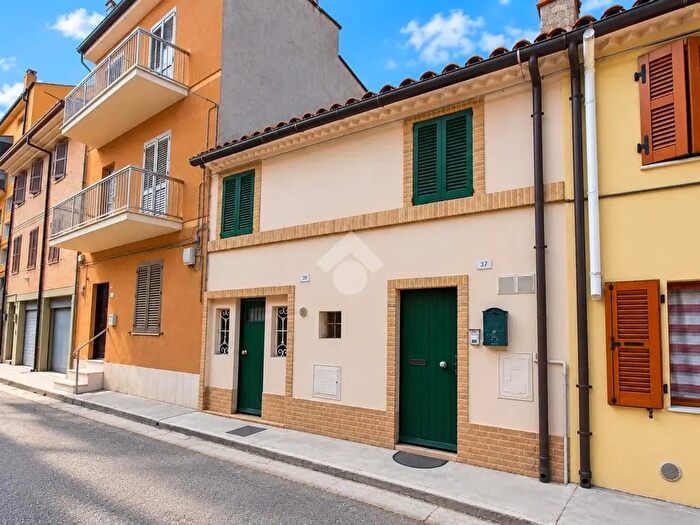 Casa trilocale in vendita in Via Giordano Bruno, Porto San Giorgio