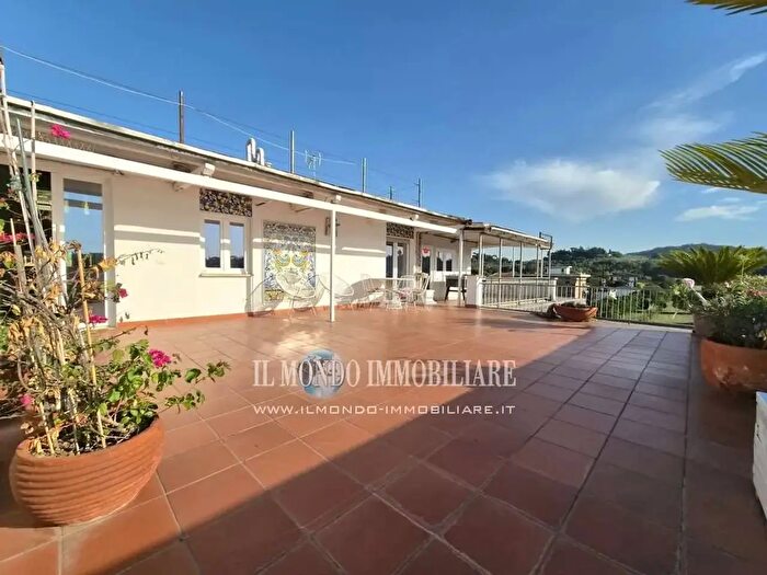 Appartamento quadrilocale in vendita in Europa, Firenze