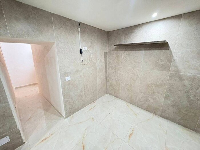 Appartamento bilocale in affitto in Via Santa Caterina da Siena, Monte di Dio, Napoli