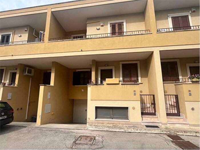 Appartamento quadrilocale in affitto in Via G Da Verrazzano, Casale Materdomini, Brindisi