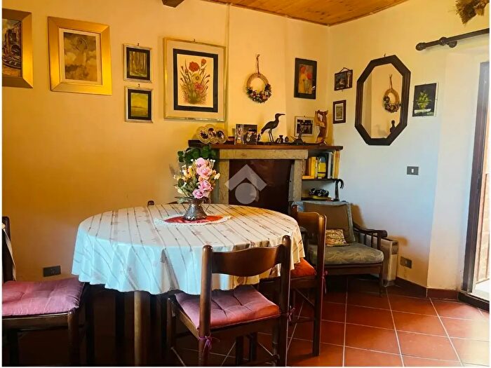 Appartamento bilocale in vendita in Via delle Mole, Soriano Nel Cimino