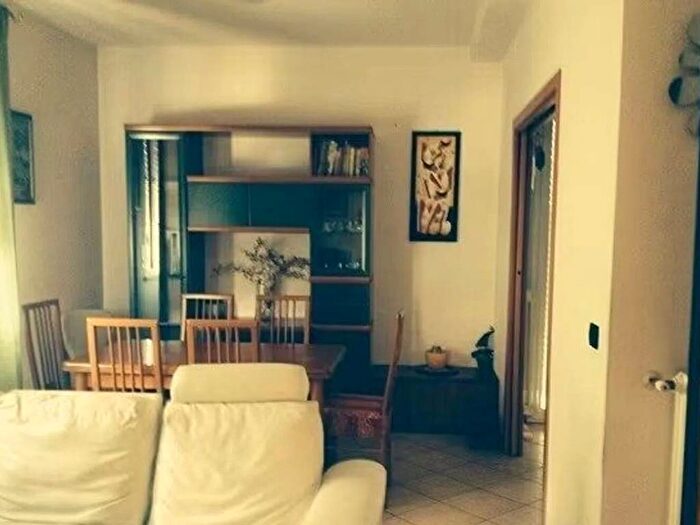 Appartamento trilocale in affitto in Miramare Rivazzurra, Rimini