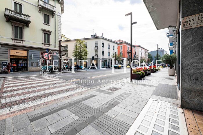 Appartamento bilocale in vendita in Via Tiraboschi, Bergamo