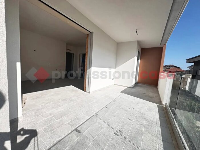 Appartamento trilocale in vendita in Via Firenze, Alba Adriatica