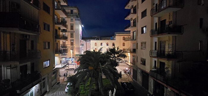 Appartamento trilocale in affitto in Corso Giuseppe Garibaldi, Salerno