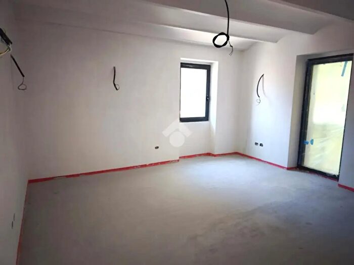 Appartamento quadrilocale in vendita in Via Bartolomeo Biasoletto, Trieste
