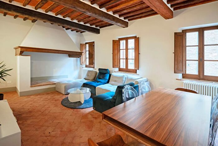 Appartamento in vendita in Torrita Di Siena