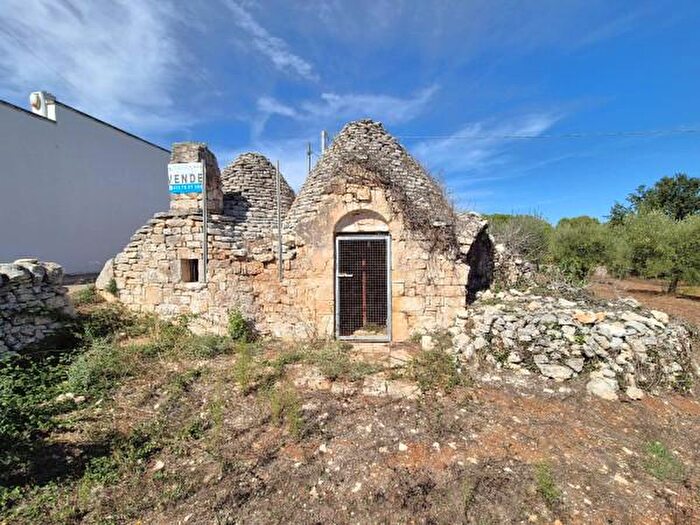 Casa quadrilocale in vendita in Contrada Sisto, Cisternino