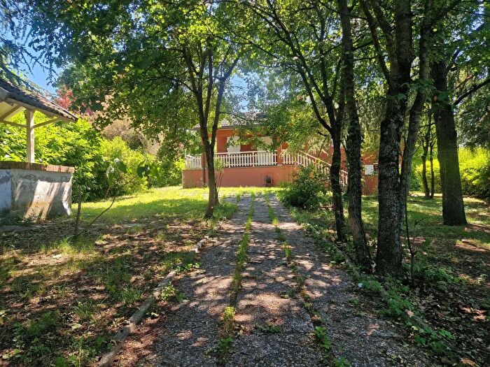 Casa con 5 locali in vendita in Cà De Becchi, Viano