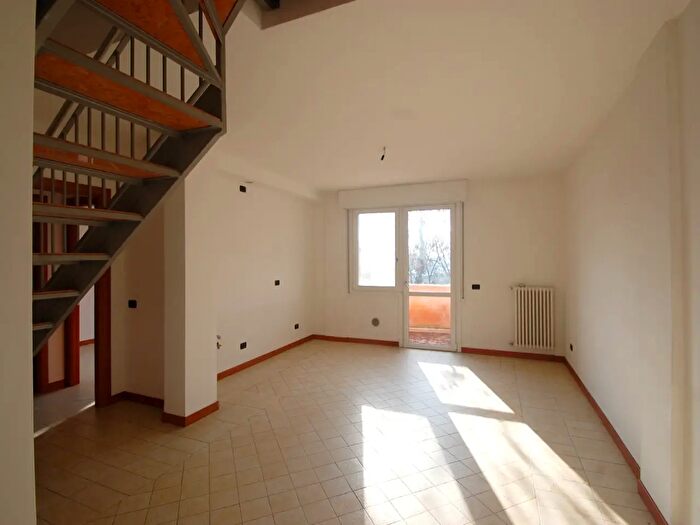 Appartamento trilocale in vendita in Ferrara