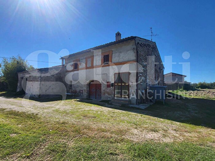 Casa quadrilocale in vendita in Via Casa Muccia Snc, Trevi