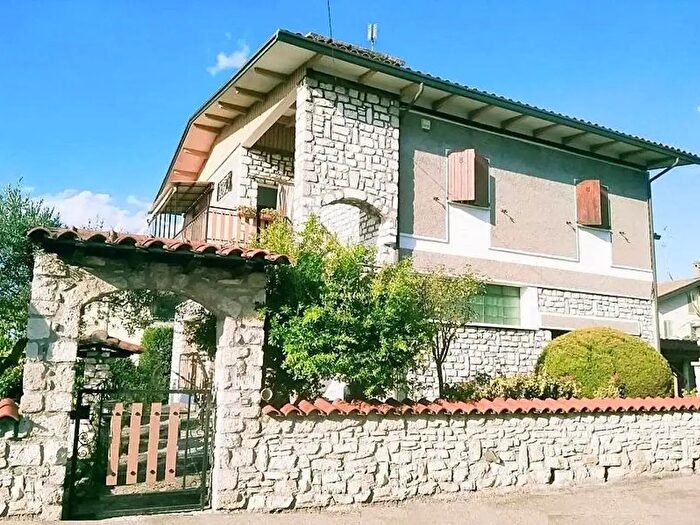 Casa con 5 locali in vendita in SantAgata Sul Santerno