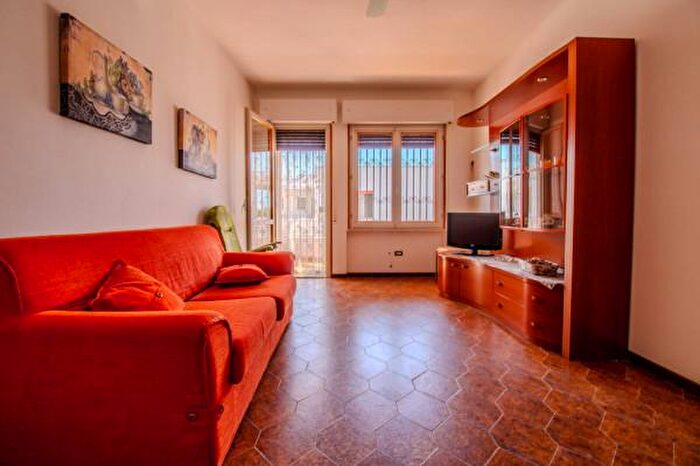 Appartamento quadrilocale in vendita in Via delle Rose, Lesina