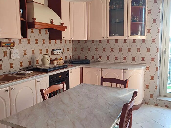 Appartamento quadrilocale in vendita in Via Firenze, San Cataldo