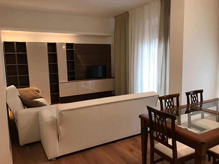 Appartamento trilocale in affitto in Via Amedeo Modigliani, Amati Stadio, Monza