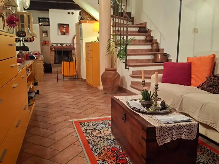 Casa trilocale in vendita in Torrita Di Siena