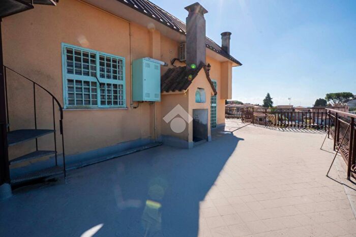 Appartamento con 5 locali in vendita in Via Salvo dAcquisto, Fonte Nuova