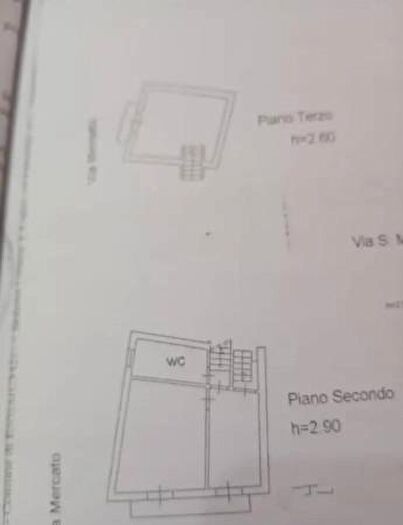 Casa con 6 locali in vendita in Via Mercato, Enna