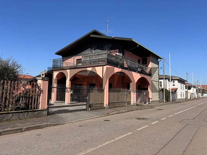 Appartamento bilocale in affitto in VIA DELLE ALLODOLE, Madonna Regina, Busto Arsizio