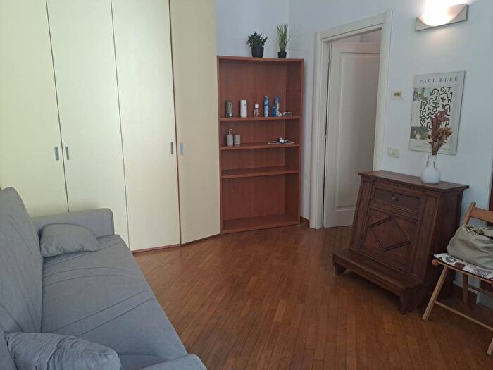 Appartamento monolocale in affitto in Piazza Cavalli, Centro Storico, Piacenza