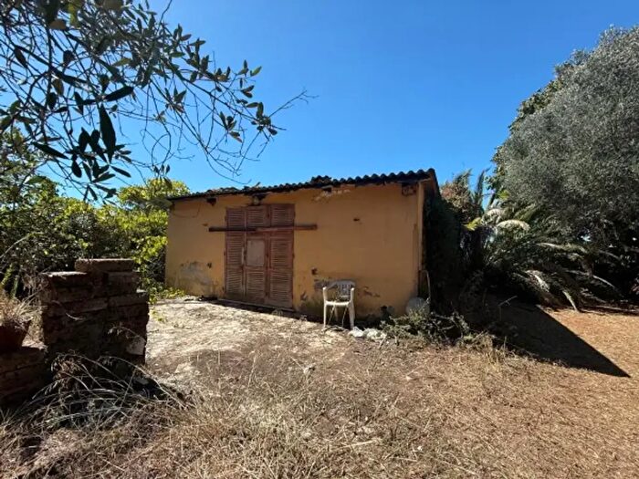 Casa bilocale in vendita in Via Campo dei Fiori, Nettuno