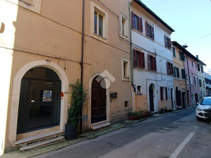 Appartamento quadrilocale in vendita in Via Diego Eusebi, Poggio Mirteto