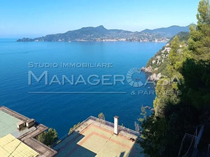 Appartamento trilocale in vendita in Via Aurelia, Chiavari