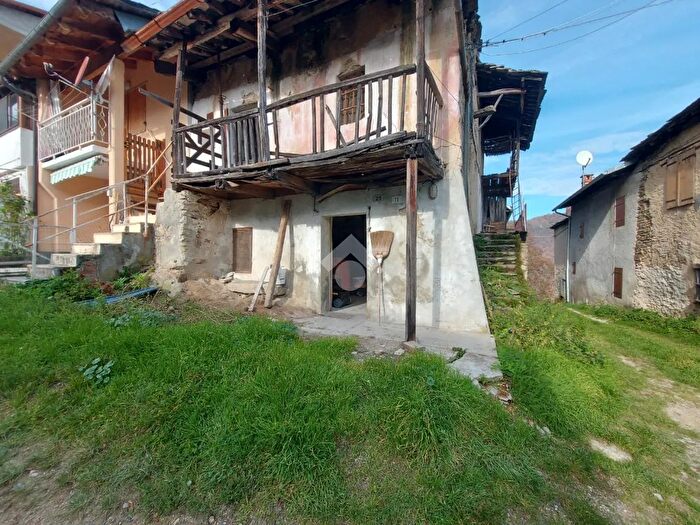 Casa quadrilocale in vendita in Borgata Ravera, Cumiana