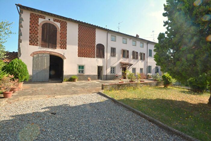 Casa con 5 locali in vendita in Verciano Lu, Capannori