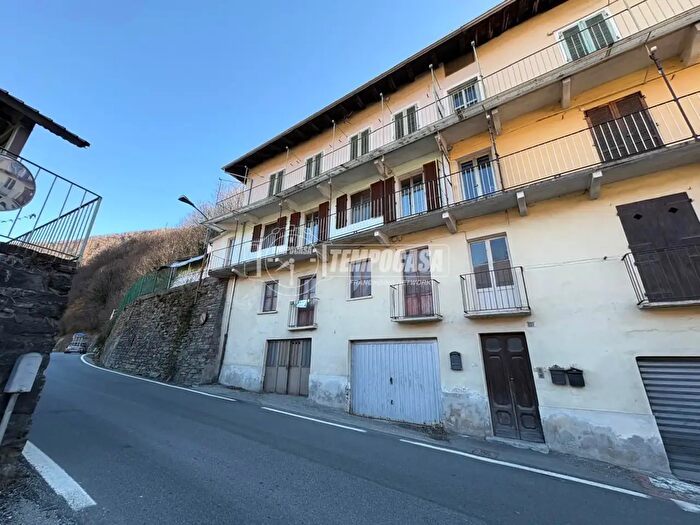 Appartamento trilocale in vendita in Via Roma, Pessinetto