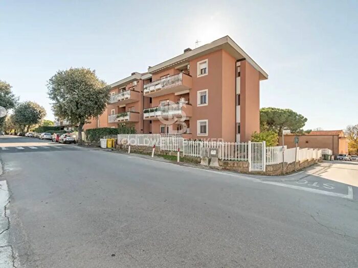 Appartamento trilocale in vendita in Via Ripagretta, Tarquinia