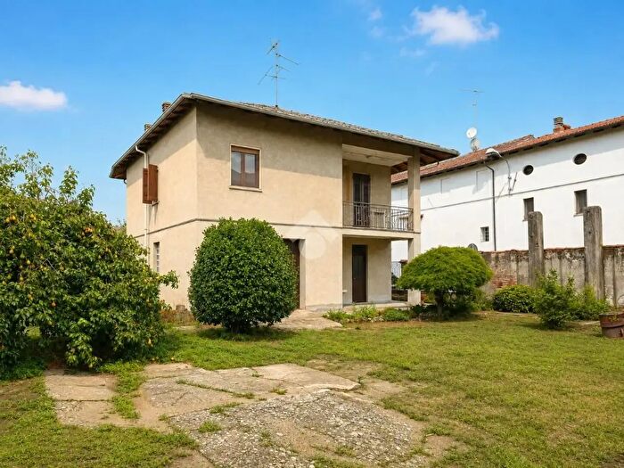 Casa trilocale in vendita in Via S Desiderio, Ghislarengo