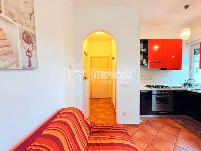 Appartamento bilocale in vendita in Via San Zeno, Brescia