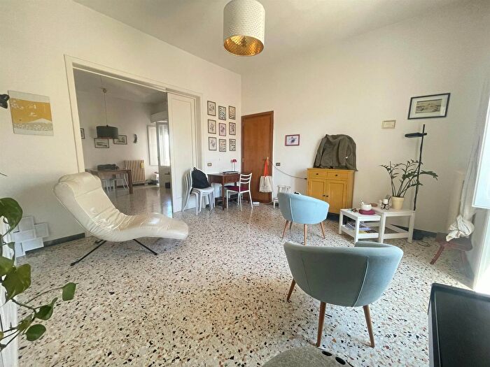 Appartamento con 5 locali in vendita in Via Fulcignano Casale Lecce, Lecce
