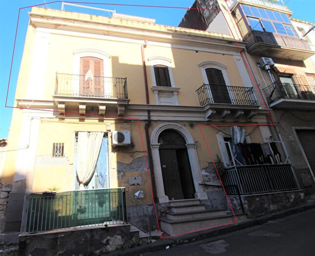 Casa quadrilocale in vendita in Via Pitagora, Lentini
