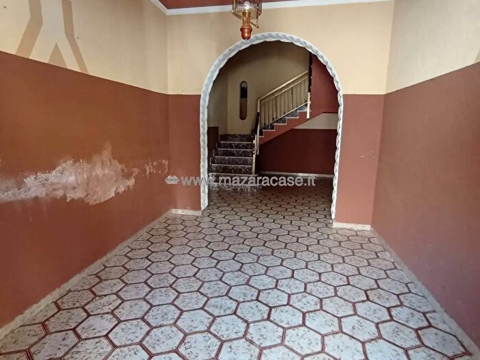 Casa con 6 locali in vendita in Via Marsala, Mazara Del Vallo