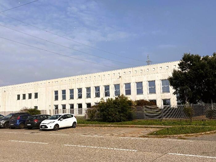 Casa con 6 locali in affitto in Via Giulio Pastore, Palera, Moncalieri