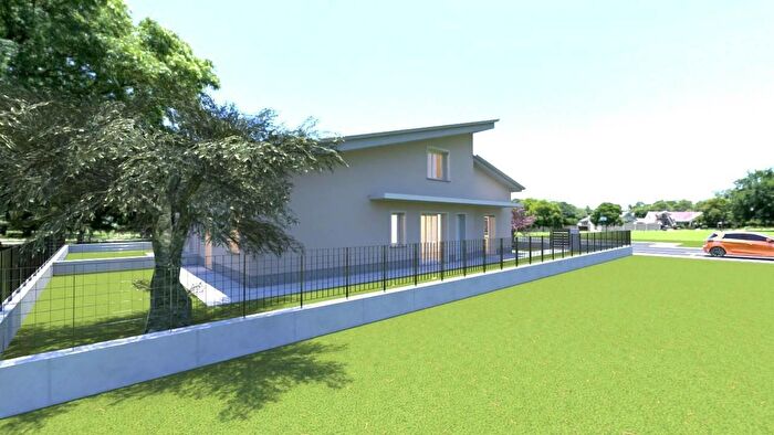 Casa con 6 locali in vendita in Nogara