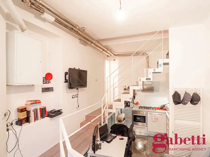 Appartamento bilocale in vendita in Via Falloppio, Milano